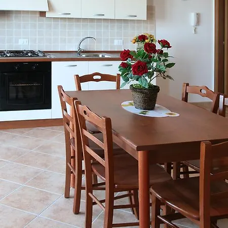 شقة فندقية Residence Gioiosa Marea *