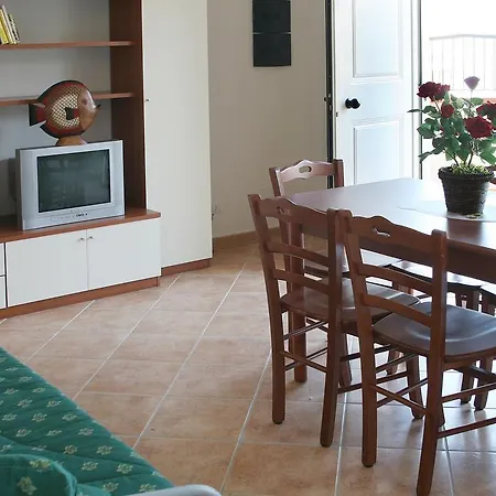 شقة فندقية Residence Gioiosa Marea *