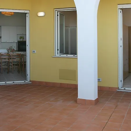 Residence Gioiosa Marea شقة فندقية